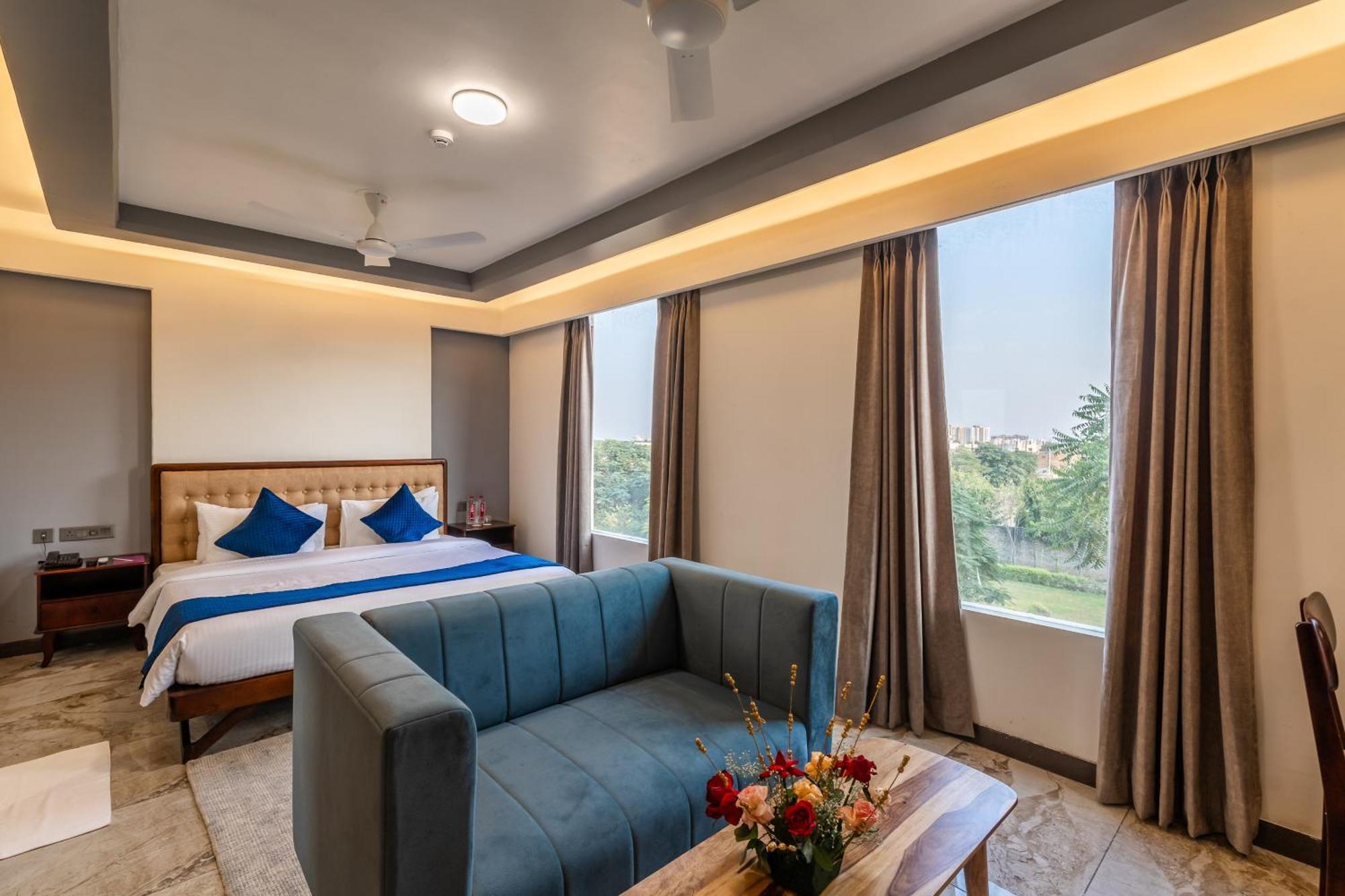 Clarks Inn Suites Divisione di Jaipur Esterno foto